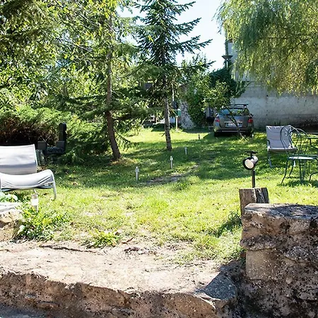 La Cour De L'olivier * Chalabre